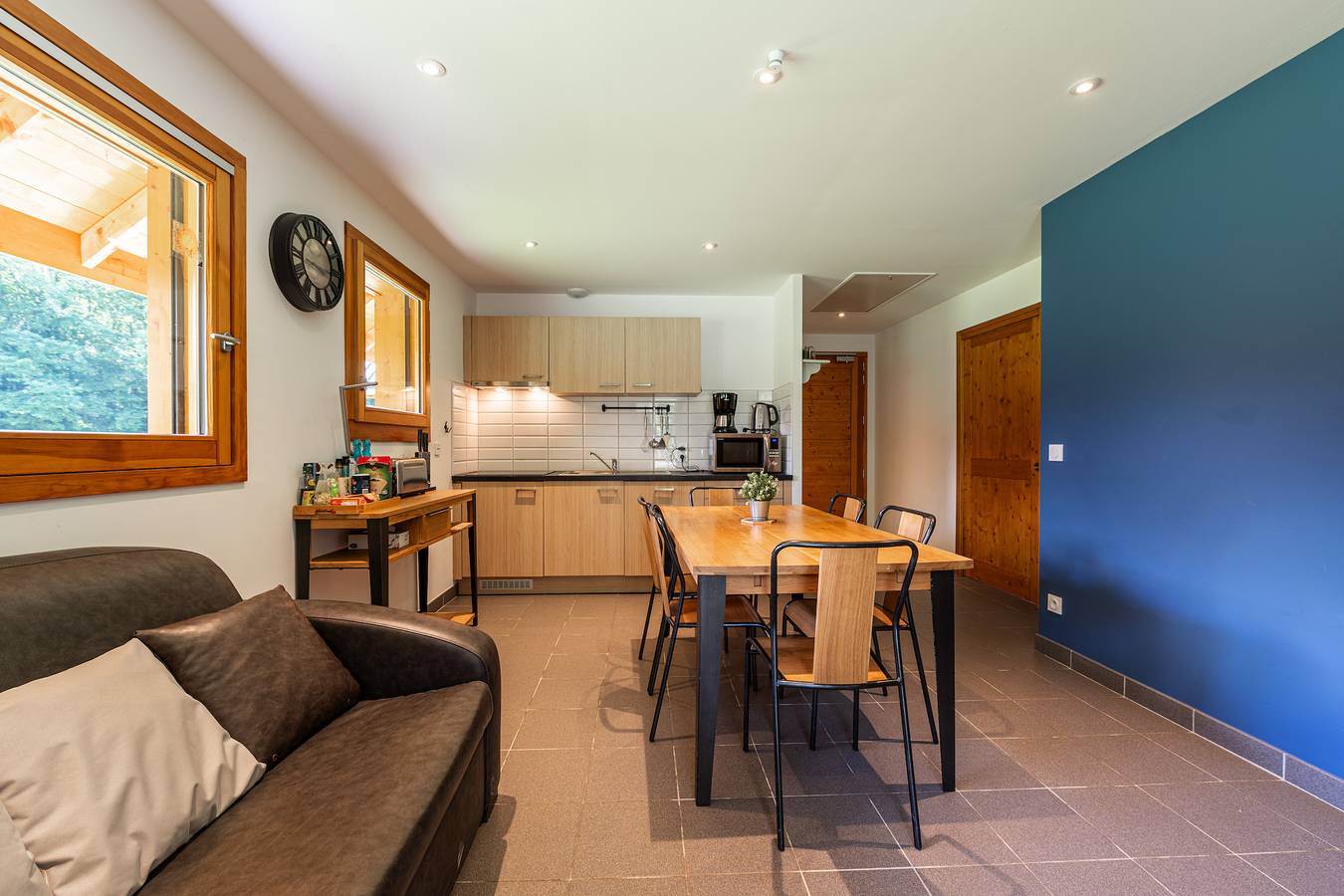 Chalet 'Belle Etoile - Val De Tamié' avec vue sur montagne, terrasse privée et Wi-Fi in Seythenex, Parc naturel régional du Massif des Bauges