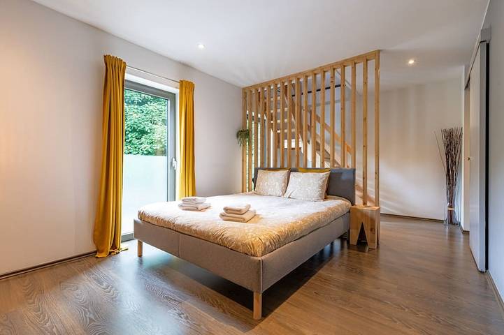 Location de vacances pour 9 personnes, avec balcon et jardin, animaux acceptés à Yvoir - 2