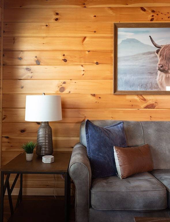 Log Cabin for 4 People in Pigeon Forge, Sevier County