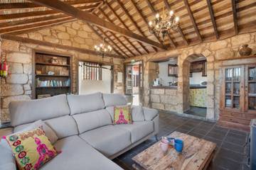 Cheap Villa for 12 People in Granadilla de Abona, South Tenerife, Photo 4