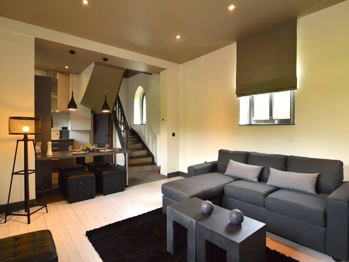 Moderna casa de vacaciones con jardín privado en Pepinster in Pepinster, Liège region
