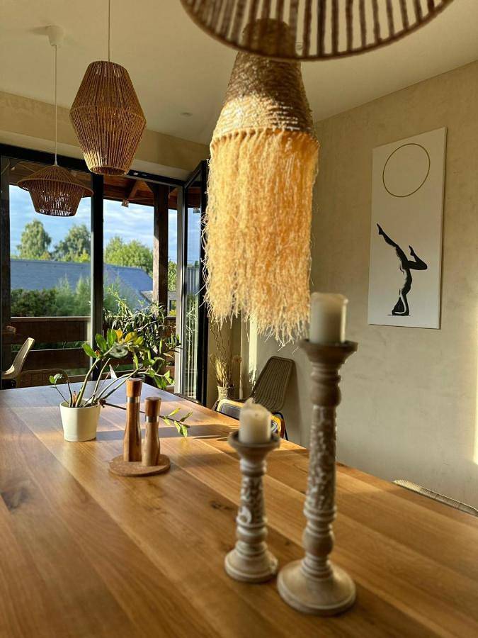 Blisshouse Luxurious Guesthouse calm and energetic spot near by city surrounded by the forest where you will find your peace and your people in Cracovie, Petite-Pologne