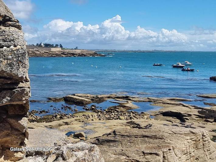 Location de vacances pour 12 personnes, adapté aux familles à Rédené - 4