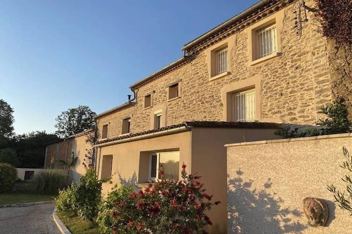 Location de vacances pour 8 personnes, avec piscine à Saint-Martin-Lalande - 4