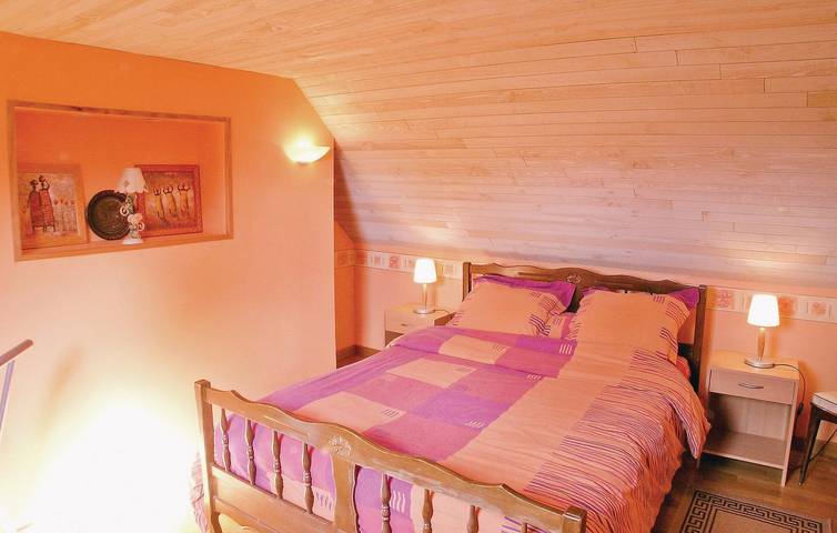 Apartamento junto a la playa con aparcamiento, TV y jardín in Douarnenez, Region de Quimper
