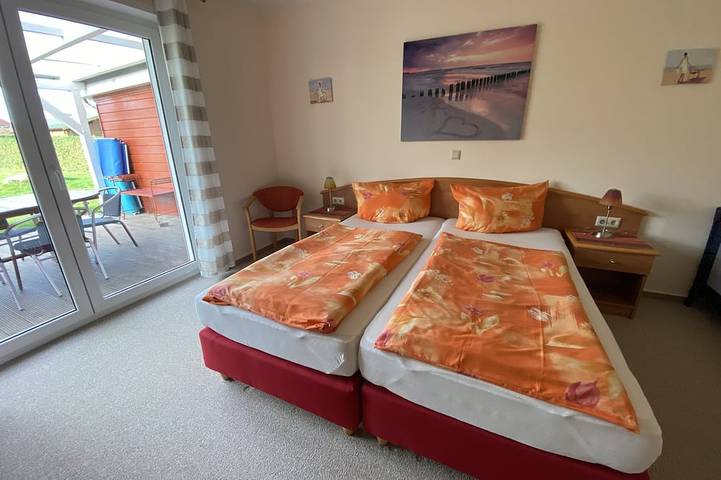 Ferienwohnung für 5 Personen, mit Terrasse und Garten in Lüssow - 2