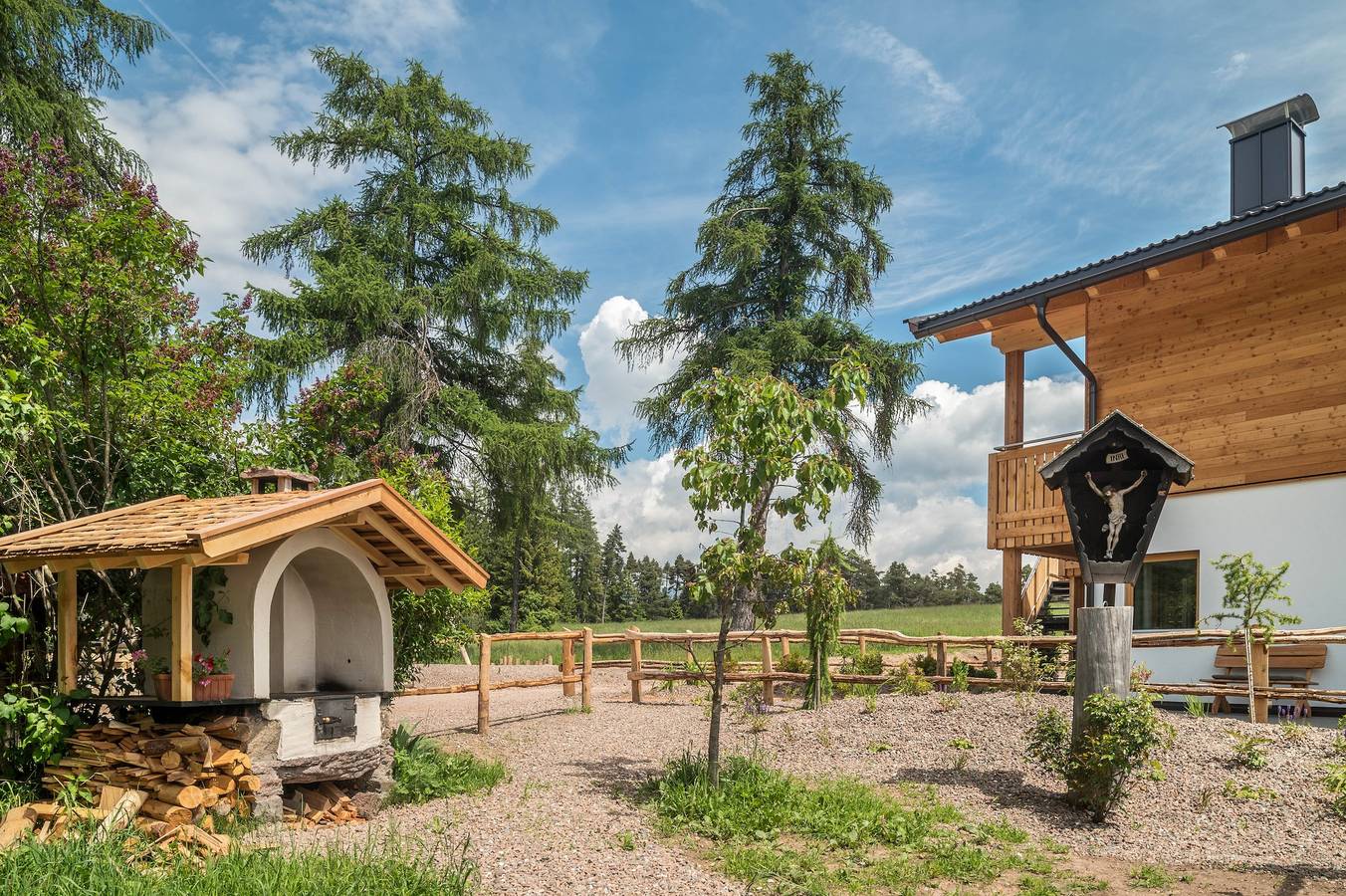 Appartement 'Larch' met uitzicht op de bergen, gedeelde tuin en Wi-Fi, foto 14