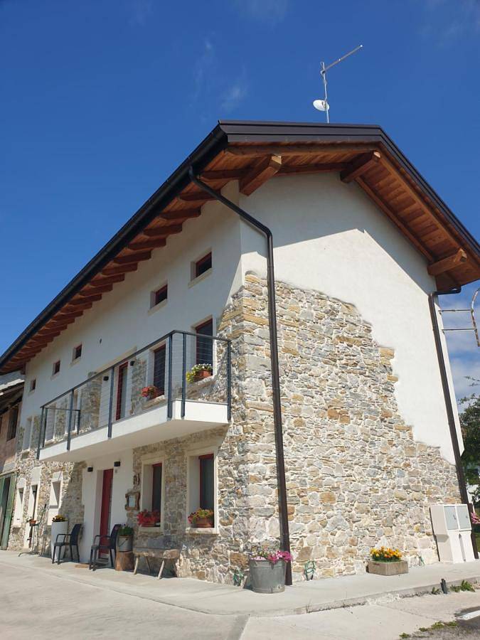BnB für 11 Personen, mit Pool und Ausblick sowie Garten, mit Haustier in den Dolomiten