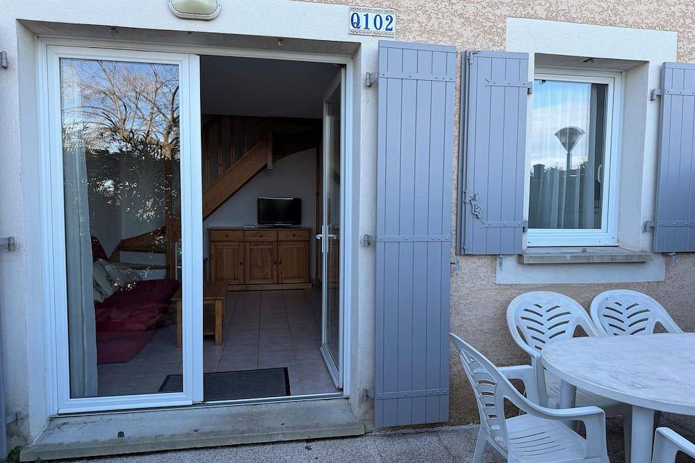 Villa climatisée offrant une vue exceptionnelle sur les 3 moulins in Calvisson, Côte méditerranéenne (France)