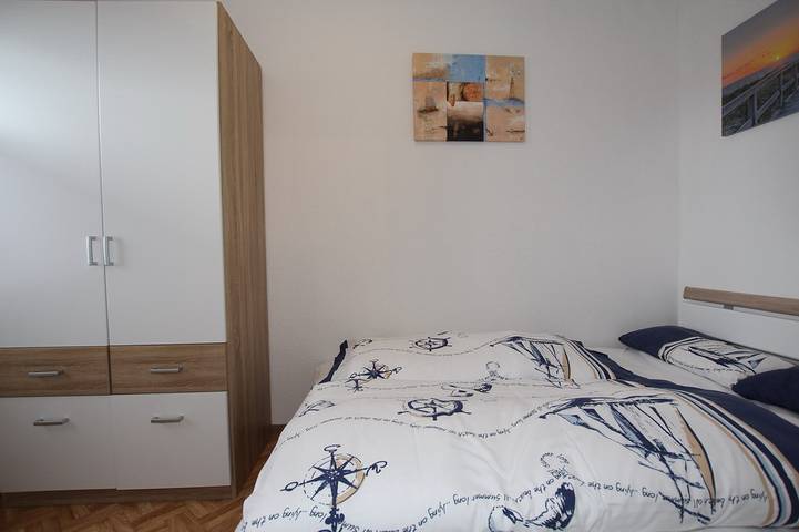 Ferienwohnung für 2 Personen, mit Balkon/Terrasse und Balkon in Dornumersiel - 3