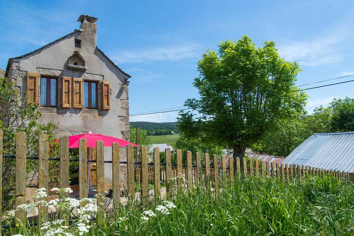 Gîte pour 4 personnes, avec Terrasse ainsi que Jardin et Vue