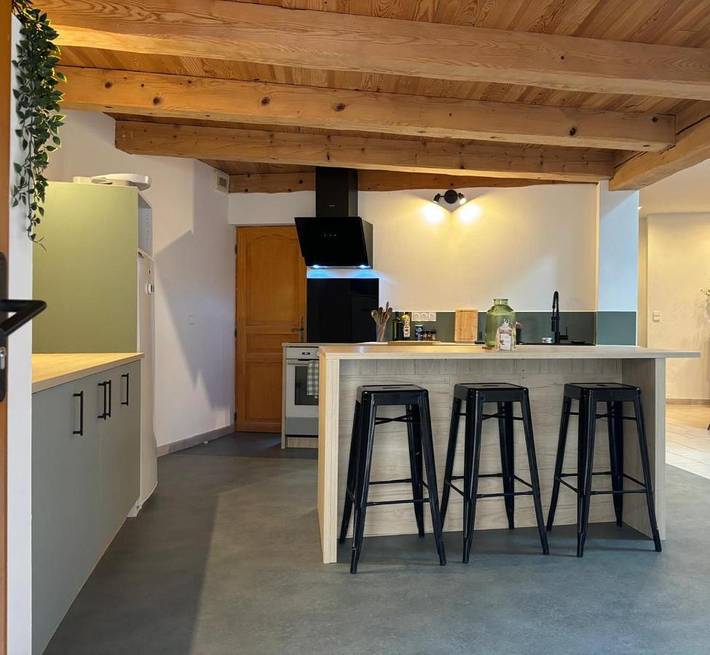 Location de vacances pour 7 personnes, avec piscine et terrasse à Lagrasse - 3