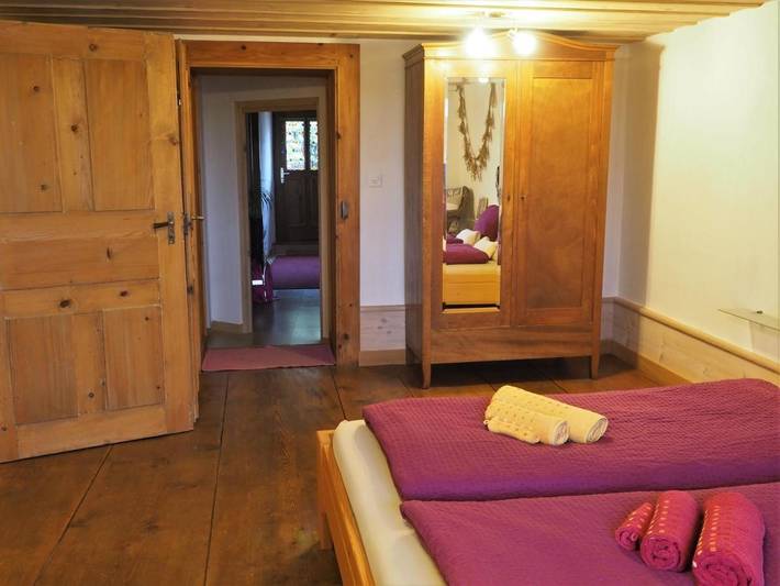 Chambre d’hôte pour 4 personnes, avec vue ainsi que terrasse et jardin