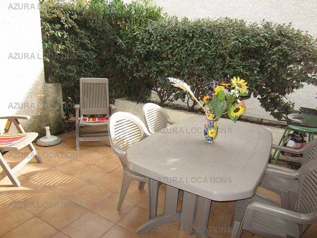 Gîte pour 8 personnes, avec terrasse et piscine dans Plage Rochelongue - 4