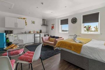 Apartment for 3 People in Exeter, Devon, Photo 2