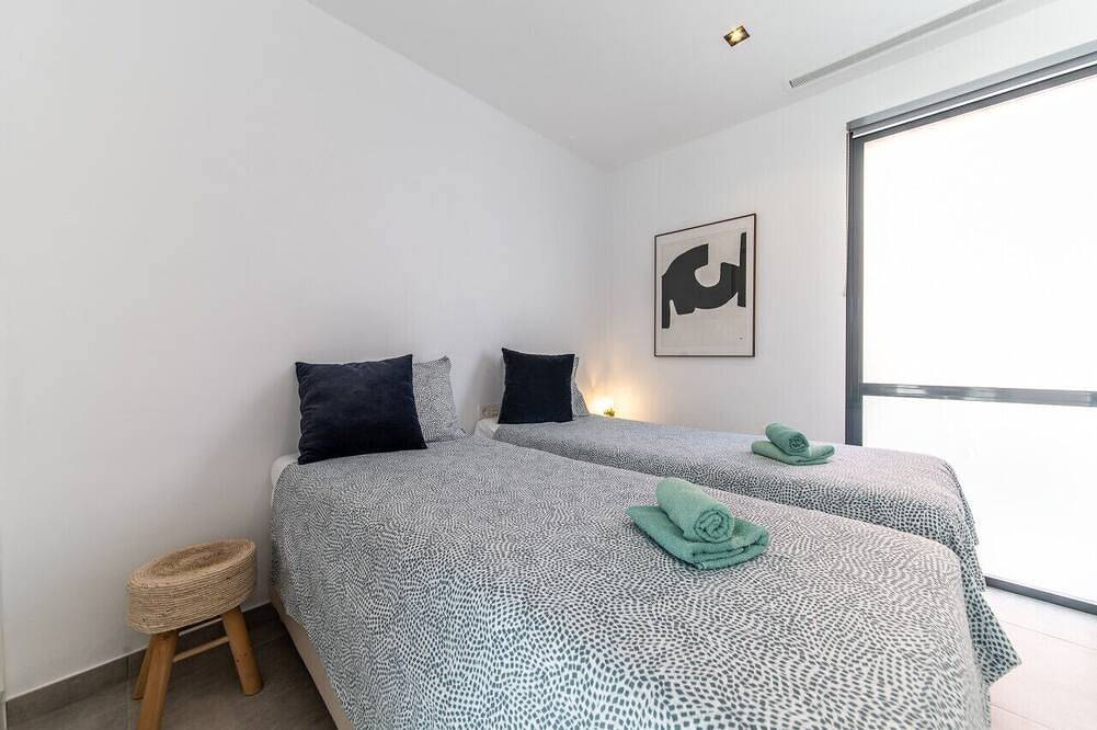 Entire apartment, Villa Armonía, with private heated pool - by Oyoostays in Daya Nueva, Costa Blanca