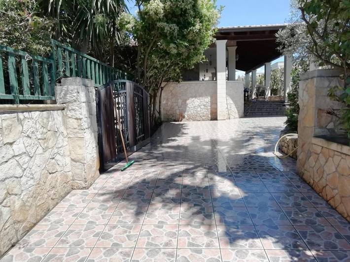 Casa vacanza per 8 persone, con Idromassaggio e Terrazza nonché Giardino e Piscina a Lido Pizzo