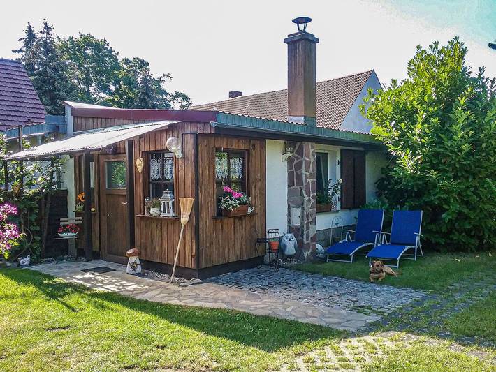 Ferienwohnung für 2 Personen, mit Terrasse und Garten