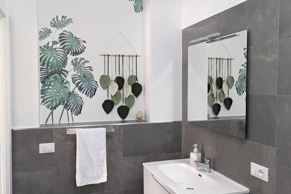 Villa Milicia - New Construction with Sea View, Pool and Playground in Torre Colonna-Sperone, Altavilla Milicia