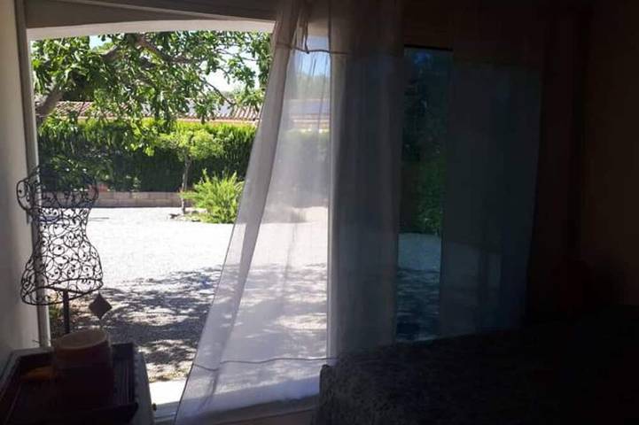 Gîte pour 4 personnes, avec jardin ainsi que terrasse et piscine à Saint-Paul-en-Forêt - 3