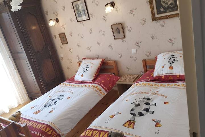 Chambre d’hôte pour 6 personnes, avec Jardin à Lion-sur-Mer - 2