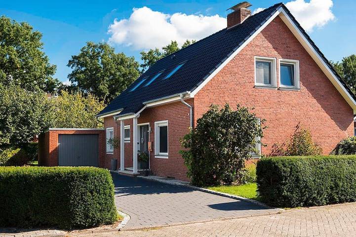 Ferienhaus für 4 Personen, mit Garten in Leer