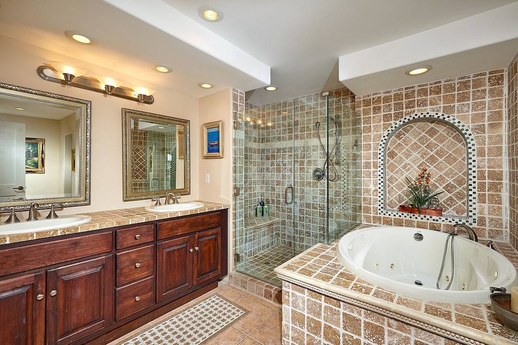 Ganze Wohnung, Lovely La Costa condo -walk to Spa & Golf course, close to beach & Legoland in Carlsbad, San Diego County