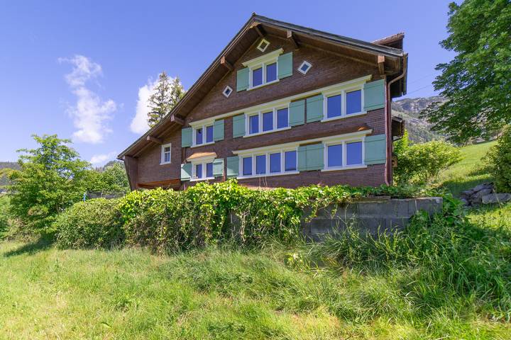 Ferienhaus für 8 Personen, mit Garten und Whirlpool - 1