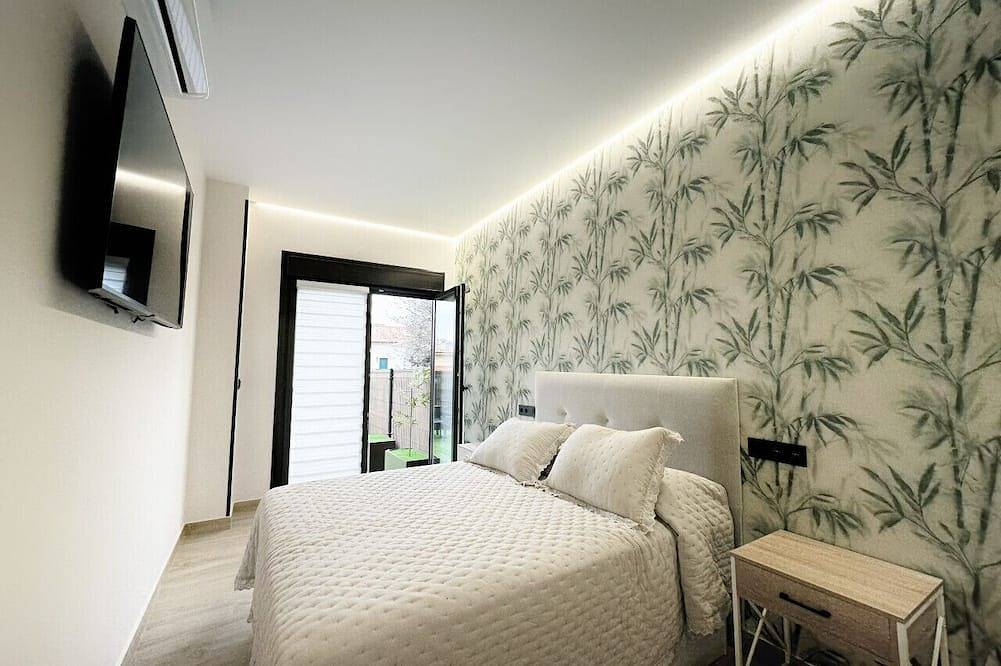 Entire apartment, Flower Deluxe Lower 2 Bedrooms-6085 in Noja, Cantabrian Coast