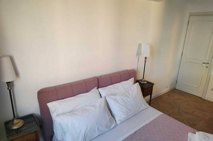 Entire apartment, Super comfortable apartment for couples or families, St. John. in Rome, Rome Province