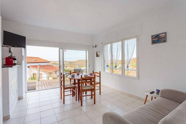 Apartamento entero, Artzain appartement au calme à mi chemin entre la mer et la campagne in Urrugne, Region de Bayona