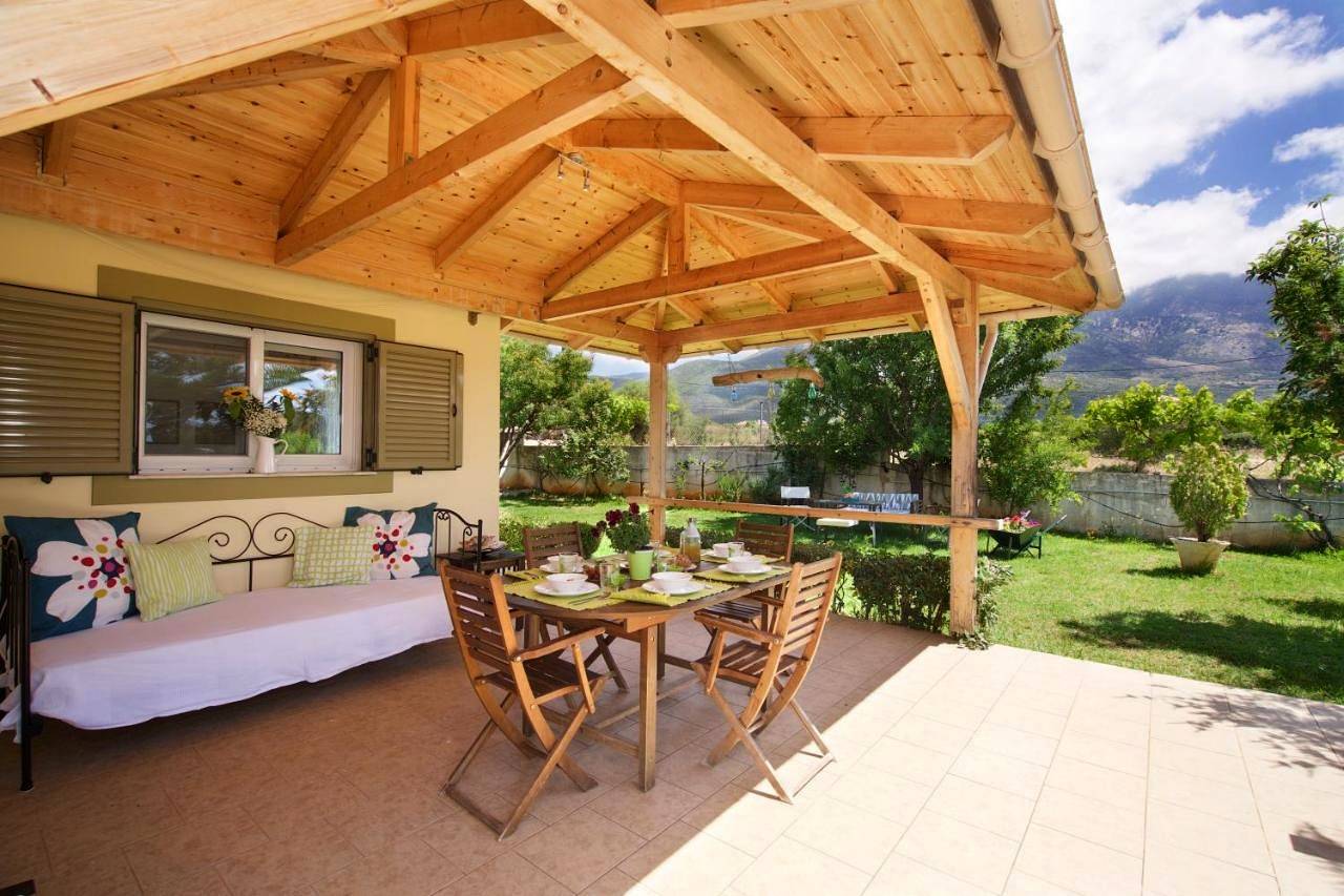 Holiday Home in Καραβάδο, Κεφαλονιά