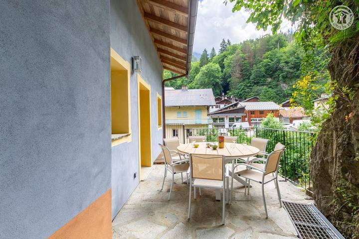Gîte pour 8 personnes, avec balcon