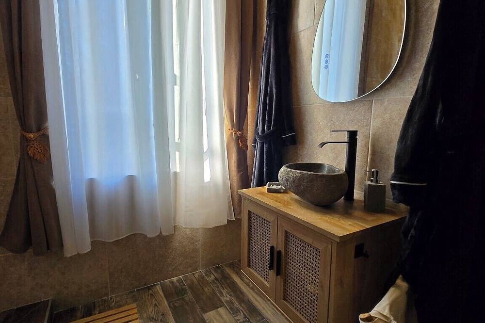 Ganze Wohnung, Jungle Spa Suite-Sauna & Spa in Château-Thierry, Aisne