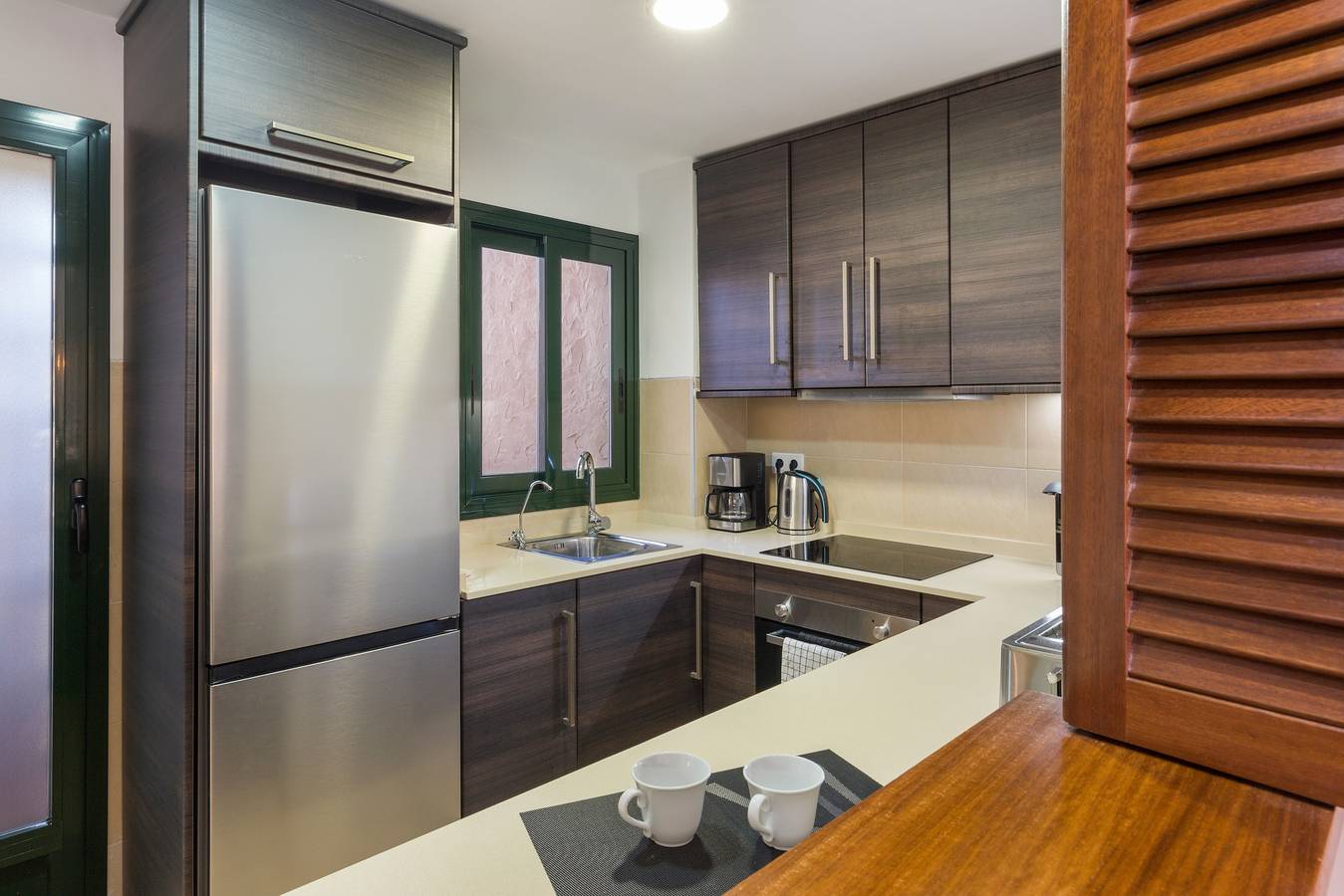 Appartement entier, Appartement 'El Oasis Monaco' avec piscine partagée, Wi-Fi et climatisation in Hacienda del alamo, Fuente Alamo de Murcia