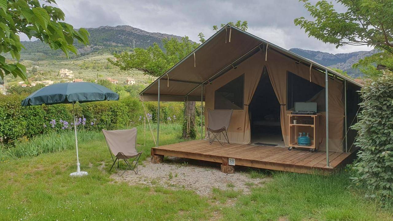 Double Room in Buis-les-Baronnies, Région de nyons