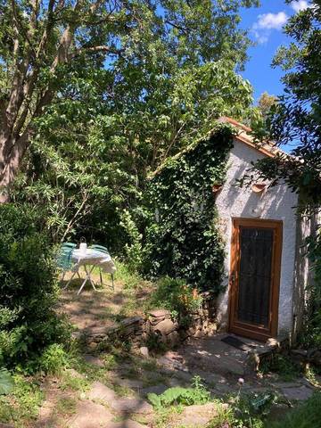Cottage pour 2 personnes, avec jardin et piscine à Caixas