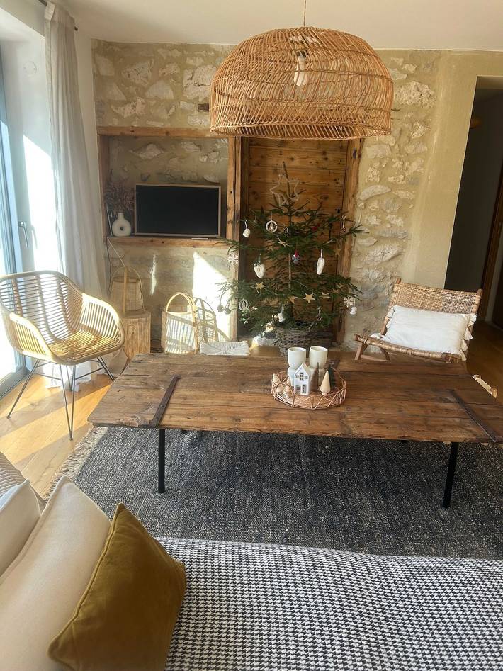 Gîte pour 6 personnes, avec jardin à Prémanon - 4