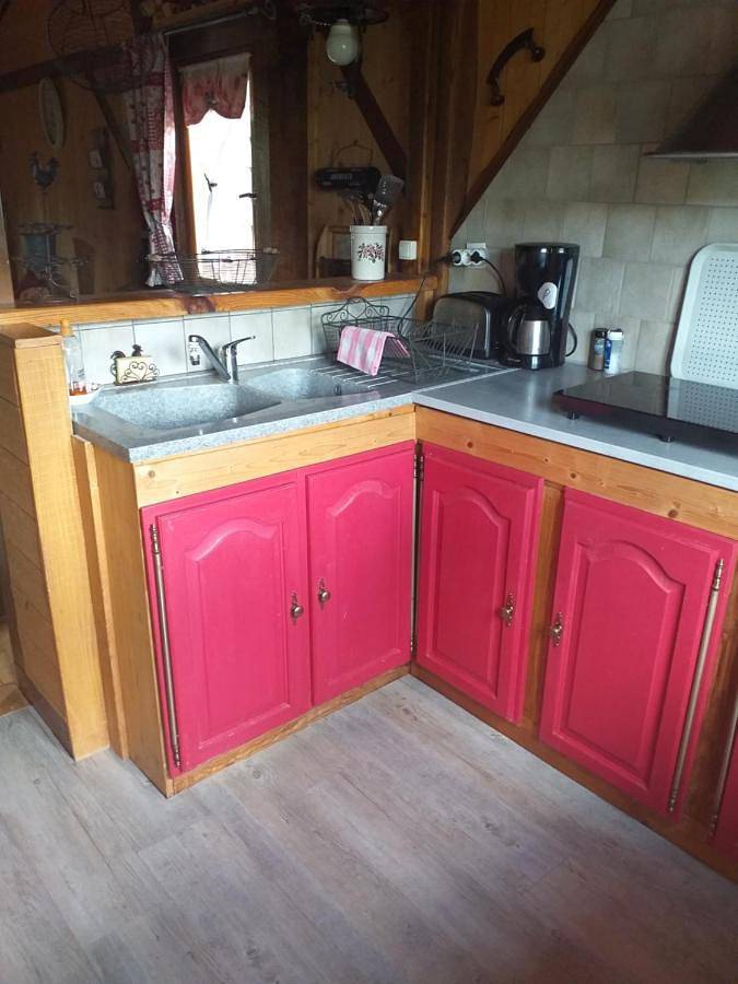 Location de vacances pour 3 personnes, avec vue et jardin à Docelles - 2