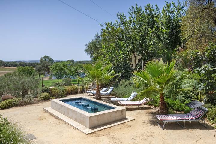 Villa 'Casa La Cigüeña' with stunning views, Terrace, Wi-Fi and Air Conditioning