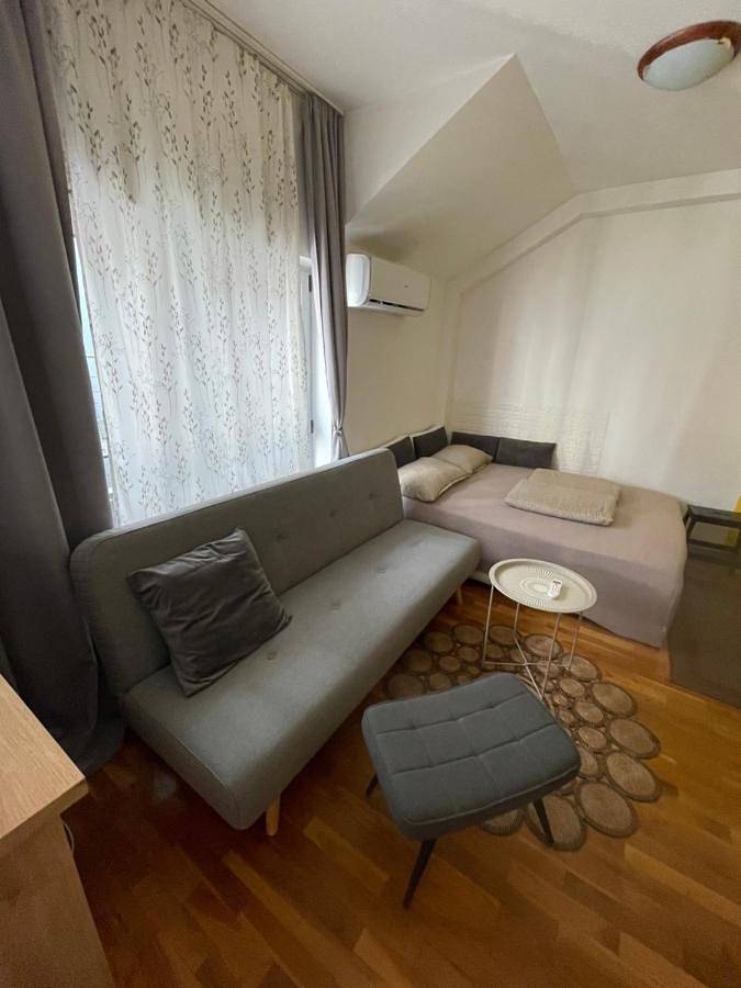 Ferienwohnung für 2 Personen, mit Ausblick in Serbien