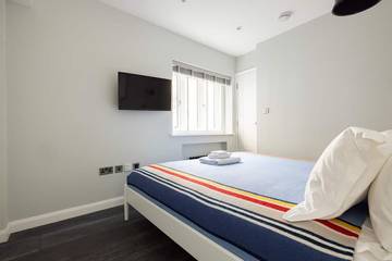 Apartment for 4 People in Chinatown, London, Photo 2