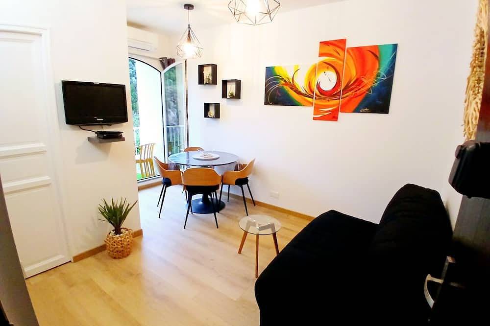 Apartamento entero, Gites-sassone, Studio Entre Calvi et L'ile Rousse, au Bord de mer in Sant Ambroggio, Lumio