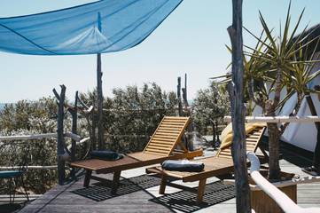 Zelt für 2 Personen, mit Garten und Ausblick sowie Pool, mit Haustier in Dalmatien