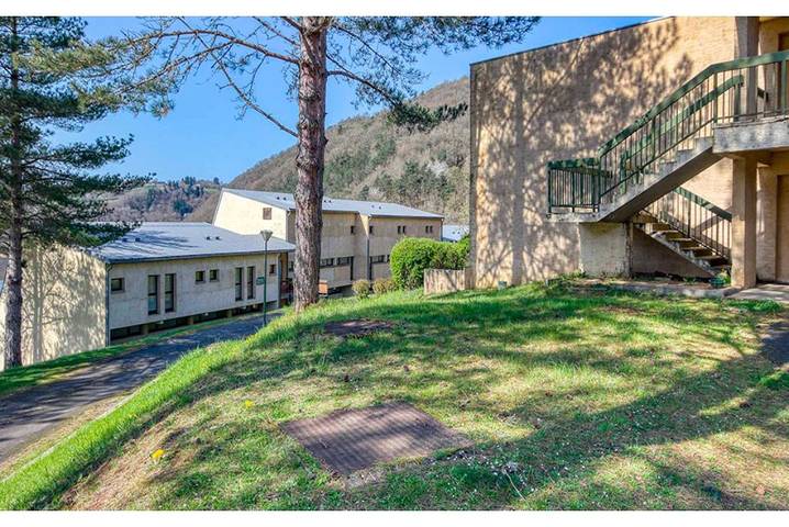 Appartement de vacances pour 5 personnes, avec jardin et piscine