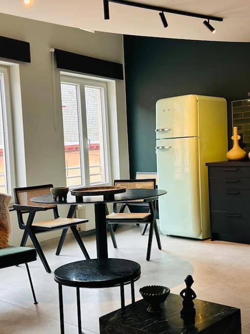 Appartement entier, New ! Superbe Duplex - Déco Bali Mystique in Mons (Hennegau), Hainaut