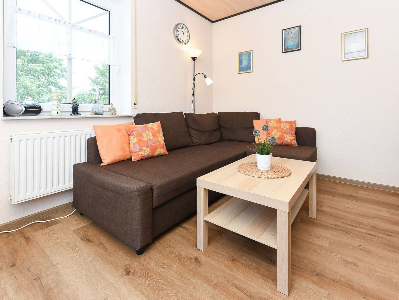 Ganze Ferienwohnung, Haus Flinthörn - Ferienwohnung Lee in Altharlingersiel, Neuharlingersiel