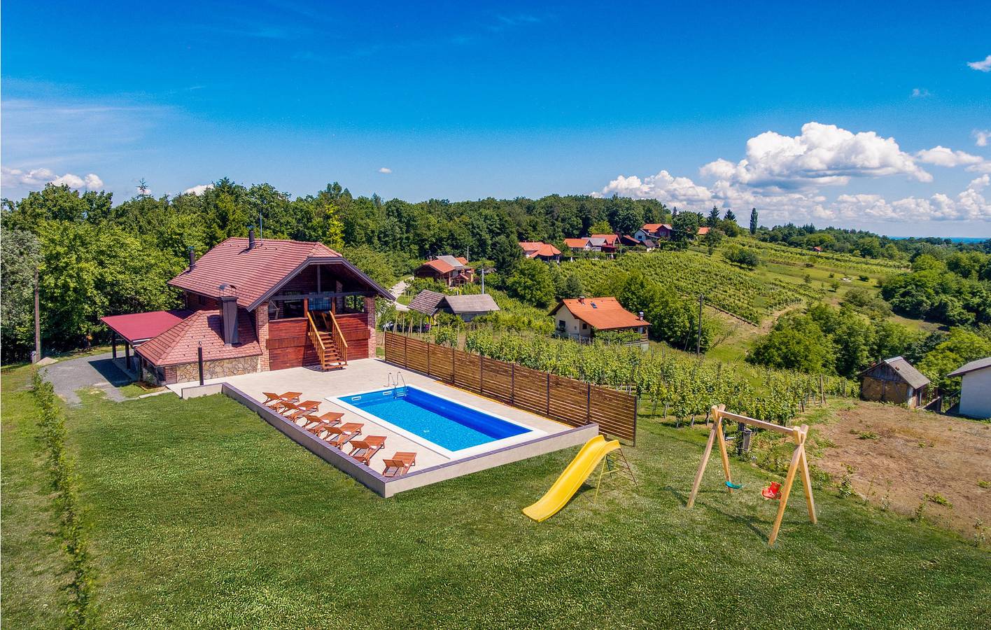 Reizende 1-Zimmer-Wohnung mit Pool, Küche und WLAN in der Nähe des Flusses Bednja in Jalžabet, Varazdin