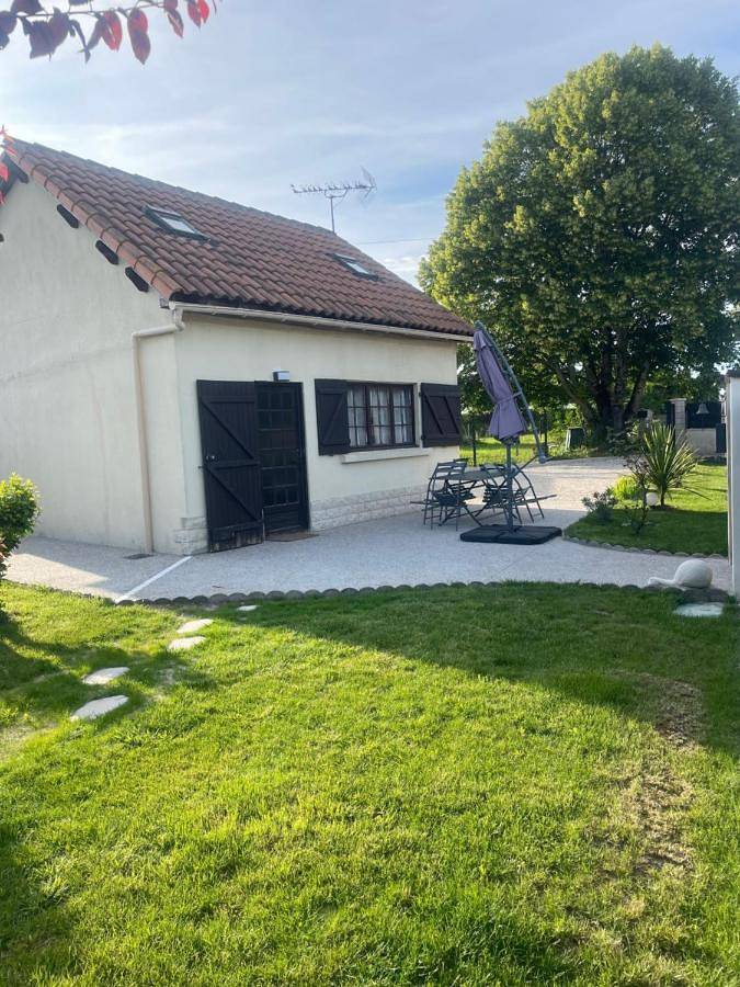 Location de vacances pour 6 personnes, avec Terrasse et Jardin dans Plage De L Arneche Meschers Sur Gironde - 2