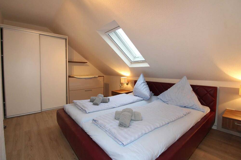Ganze Wohnung, Rob 08 für 6 Personen, ca. 78 qm, Haustier - Feriendorf Robbenplatte Burhave (2) in Burhave, Butjadingen